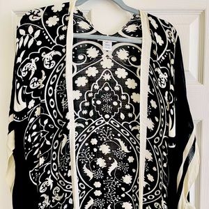 Kimono - Black & White